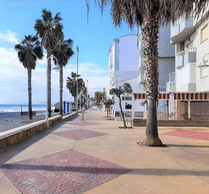 Estudio Wiolka Algarrobo Costa Bagian luar foto